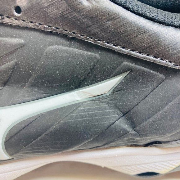 Mizuno Wave Sweep 3 Womens Fastpitch Softball Low Cleat Size 6 Nwot as is - Picture 4 of 9
